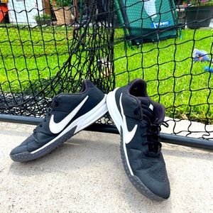 Nike alpha huarache turf 9.5